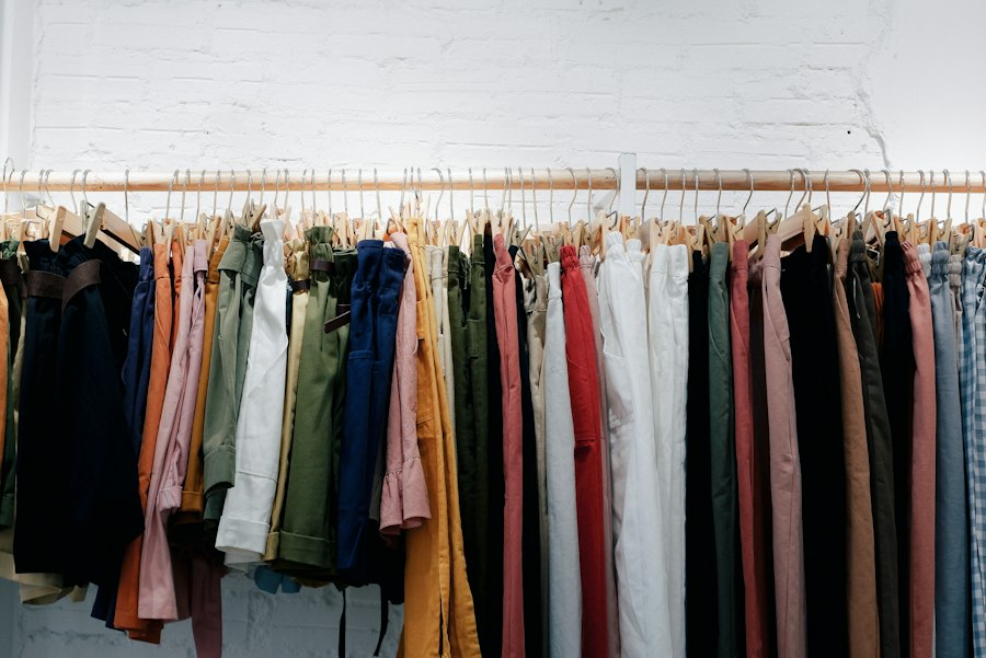 Photo simplify wardrobe