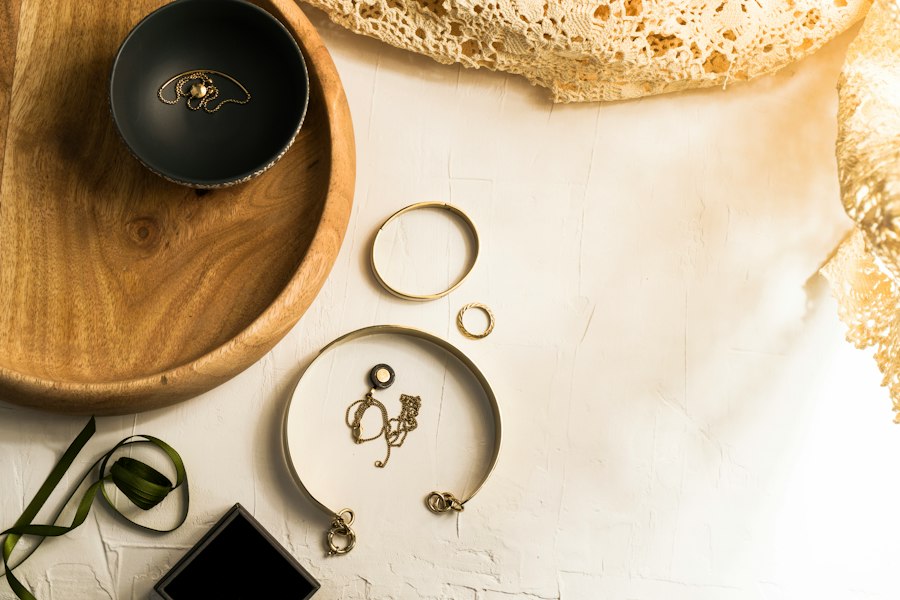 Photo jewelry accessories guide