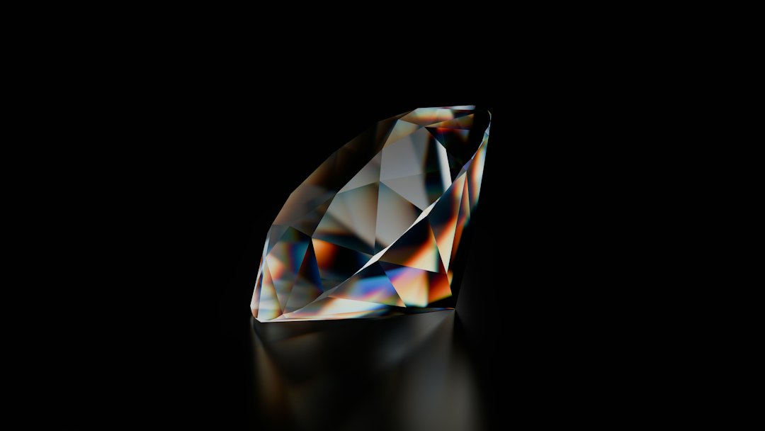 Photo how to identify a diamond