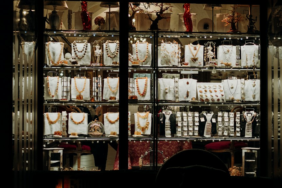 common mistakes choosing jewelry
